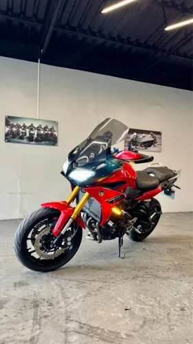 MT 09 TRACER  2022 (Já financiada)