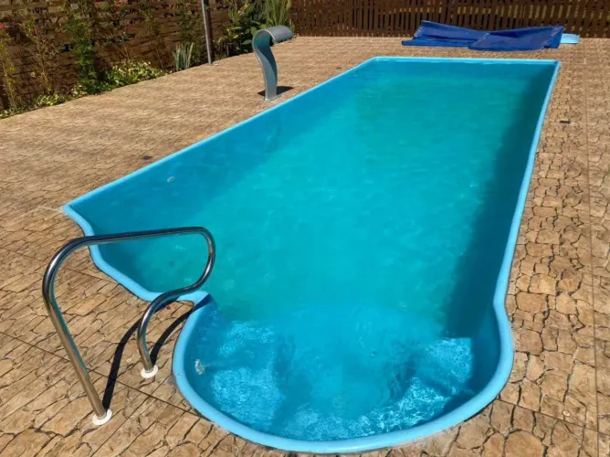 Piscina de 9 mts com hidromassagem