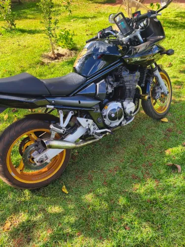 Vendo bandit 1200s 27.500,troco por carro 