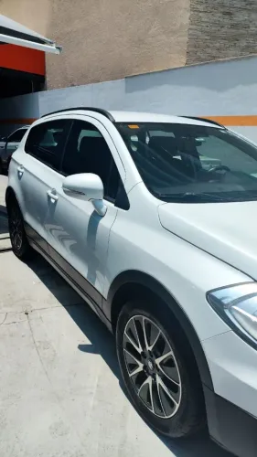 Suzuki SX4 S-cross GLX 1.6 16V Aut. 2016