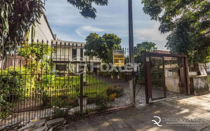 Casa à venda Rua Serro Azul, Santa Maria Goretti - Porto Alegre