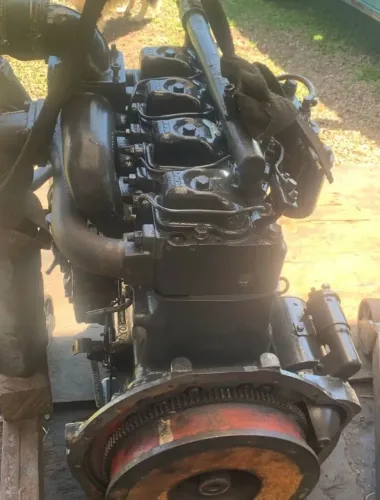 Vendo motor de caminhão
