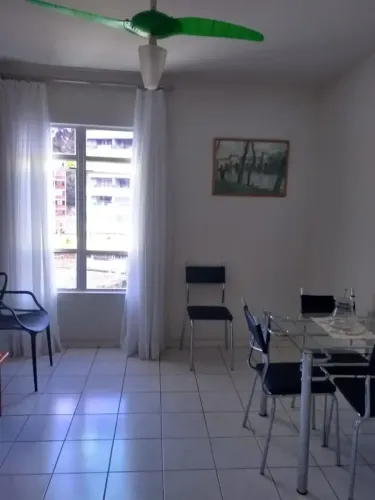 Barra, 42m², 1/4, sala, cozinha, área de serviço, 2 sanitário e uma garagem