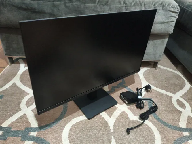 Essential S3 120Hz 24" Novo
