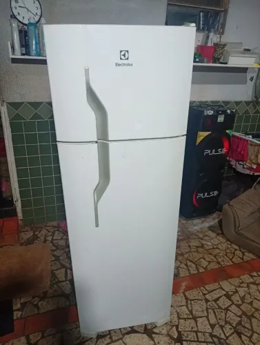 Geladeira Eletrolux