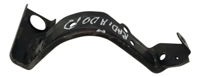 Suporte Inferior Direito Radiador Honda Crv 2008 2009 2010