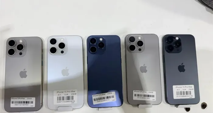 Iphones 15 pro max 100%