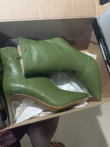 Bota Carmen Steffens