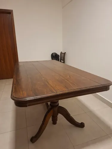 Mesa de jacaranda