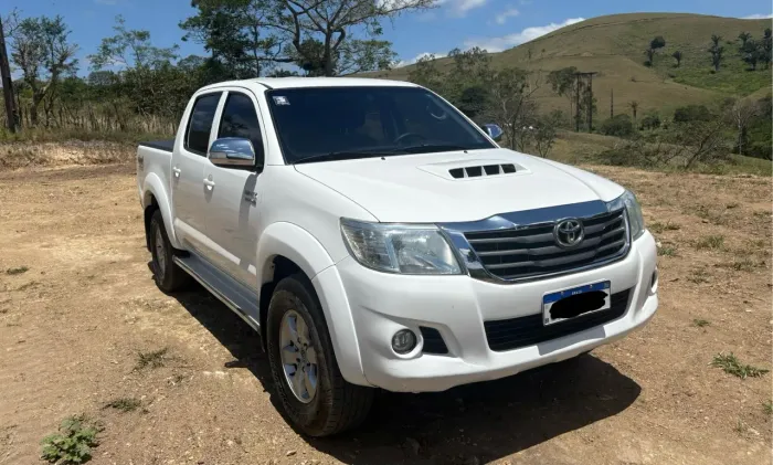 Toyota Hilux CD SRV D4-d 4X4 3.0 TDI Diesel AUT 2015