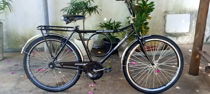 Vendo uma Bicicleta Monark Relíquia 