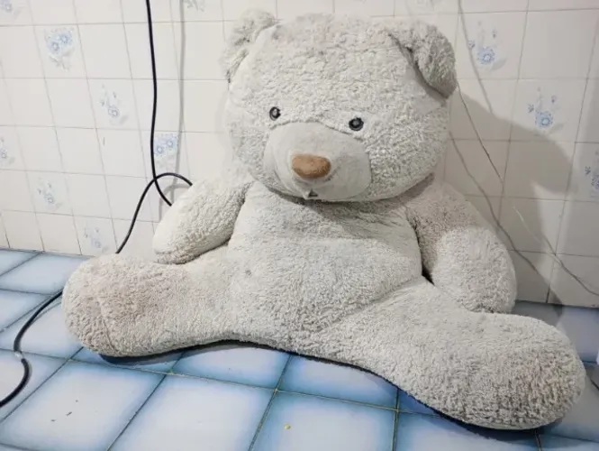 Urso de Pelúcia Gigante Cinza ($120\text{cm} \times 100\text{cm}$) - Ideal para Decoração