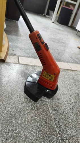 Aparador de Grama Black Decker - 220V