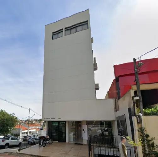 SALA COMERCIAL NA AVENIDA JK