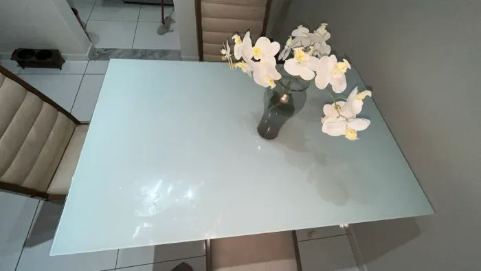 Mesa com 4 cadeiras