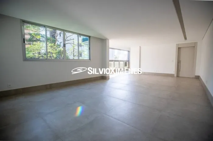 Residencial Área Privativa com 197,00 (M²), 4 quartos e 4 vagas para Venda