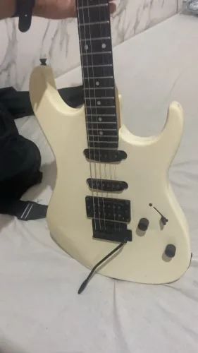 Guitarra tagima tws 510 branca
