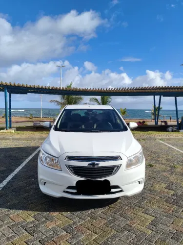 Chevrolet Onix Hatch LT 1.0 8V Flex Power Mec. 4P 2015
