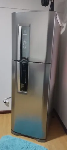 Vendo geladeira em excelente estado