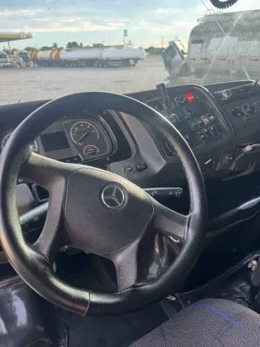 Mercedes 1635 2019