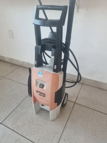 Lavadora de Alta Pressão Stihl RE 98 127V - Motor Forte