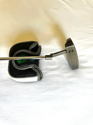 Taco de Golfe - Putter Odyssey Toulon Design Seattle