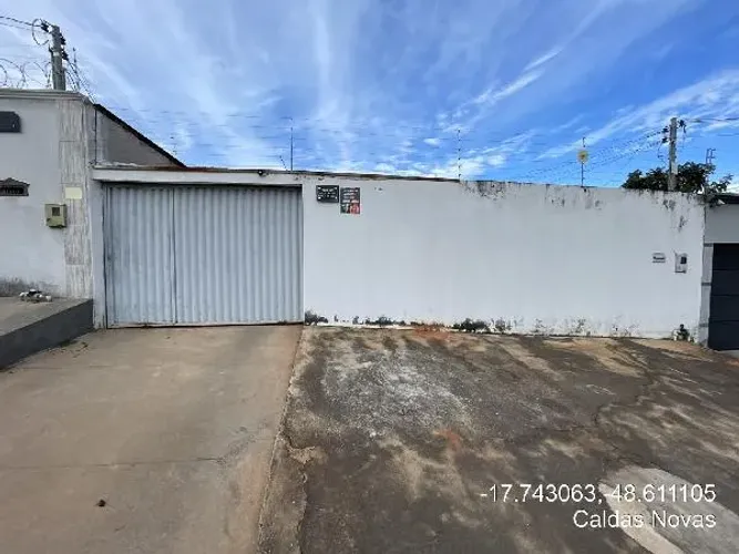 Imóvel em ótima região Casa no Caldas do Oeste, Caldas Novas - GO, Nº 38, 2 quartos, 235m