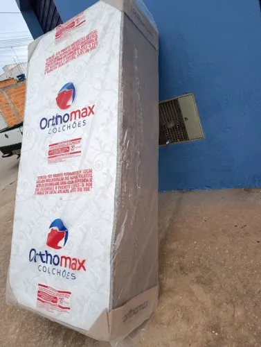 Cama box solteiro D28 10 cm de espuma ?