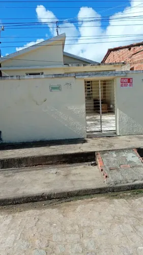 Vende-se está casa