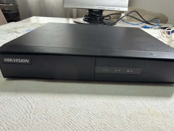 dvr hikvision 4 canais 1 tera