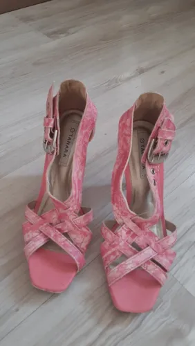 Sandália 35