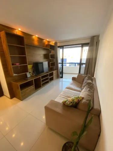 Cobertura 4/4 e 2 suítes à venda no Costa Azul