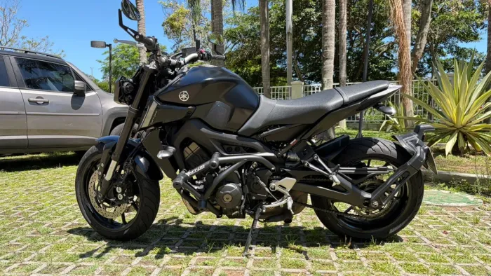 Yamaha MT-09 2022 novíssima 