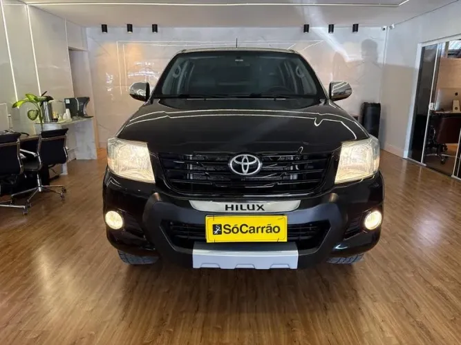 Toyota Hilux CD SRV 4X4 2.7 Flex 16V Aut. 2013