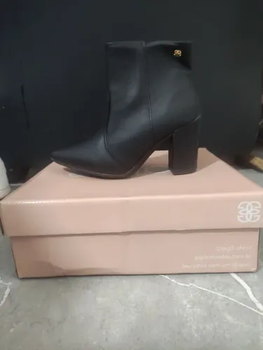 Bota gigil nova