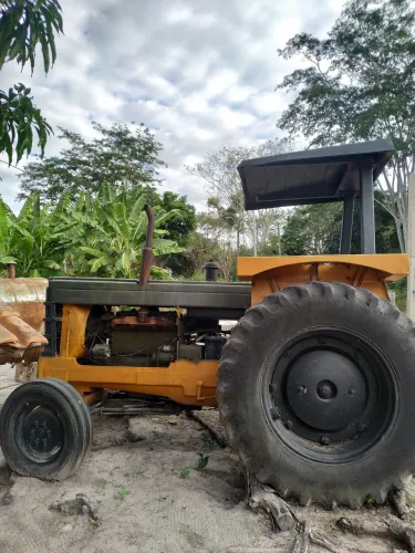Trator CBT Usado - Excelente para Agricultura e Pecuária