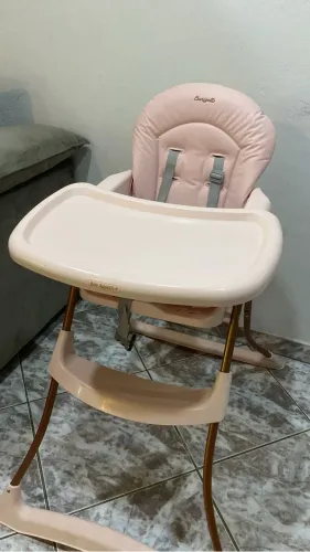 Cadeira de alimentação pra bebê