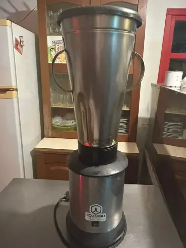Liquidificador Industrial 6l - Usado pouco