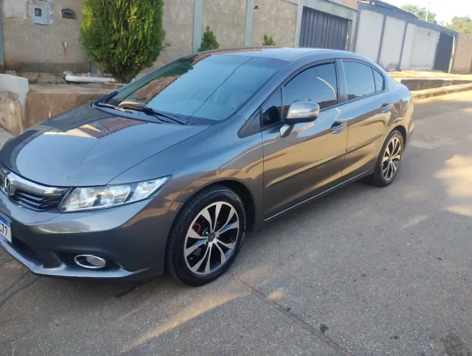 Honda Civic Sedan LXR 2.0 Flexone 16V Aut. 4P 2014