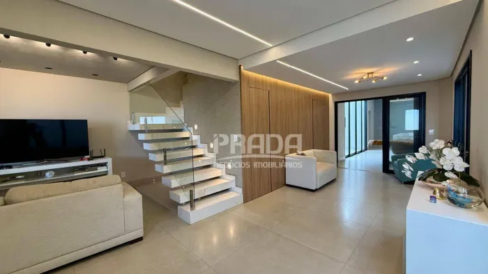 Casa à venda com 3 quartos sendo 1 suíte com closet - Condomínio The Palms - Uberlândia/MG
