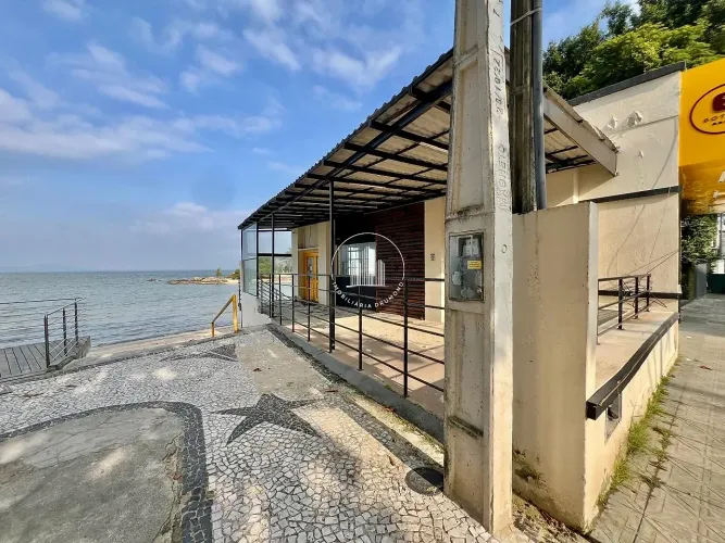Loja Térrea Comercial - 250m², Coqueiros - CEN