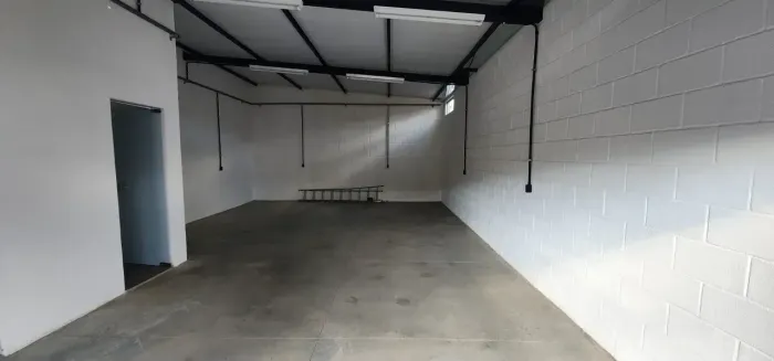 Sala Comercial para Aluguel | 66 m² | 2 Banheiros