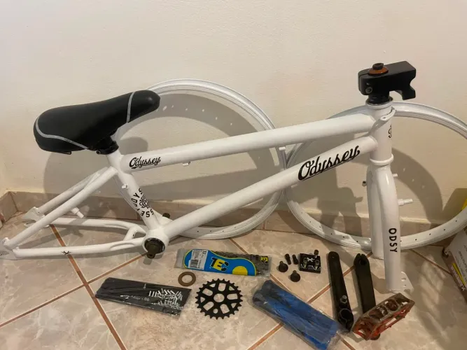 BMX Aro 20 Semi Montada - Projeto para Finalização + Peças Novas
