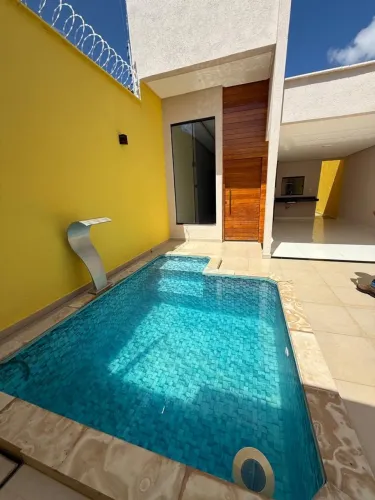 ALUGA-SE casa no Paraíso com Piscina 