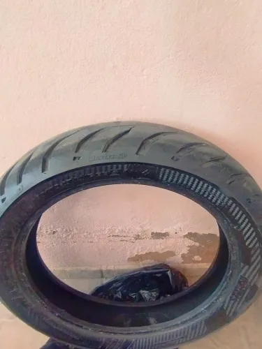 Pneu 140/70/17