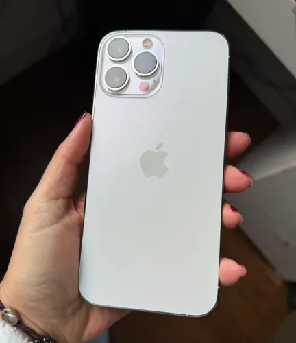 iPhone 13 Pro Max 256gb + capinha + película + carregador