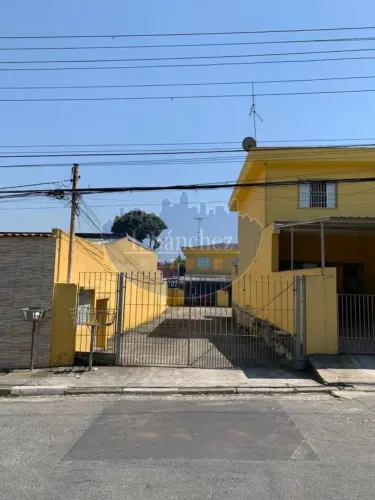 Casa para Locação em Itaquaquecetuba, Jardim Nova Itaquá, 2 dormitórios, 2 banheiros, 1 va