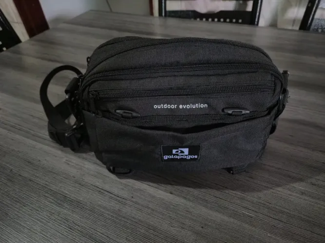 Bolsa pochete camaleão Galapagos