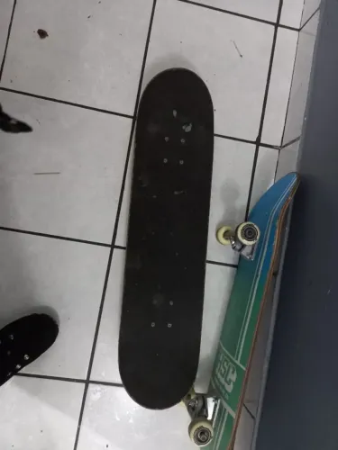 Skates