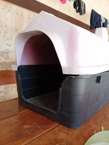 ? **CASINHA DE CACHORRO USADA - BOM ESTADO DE CONSERVAÇÃO! ?**<br>